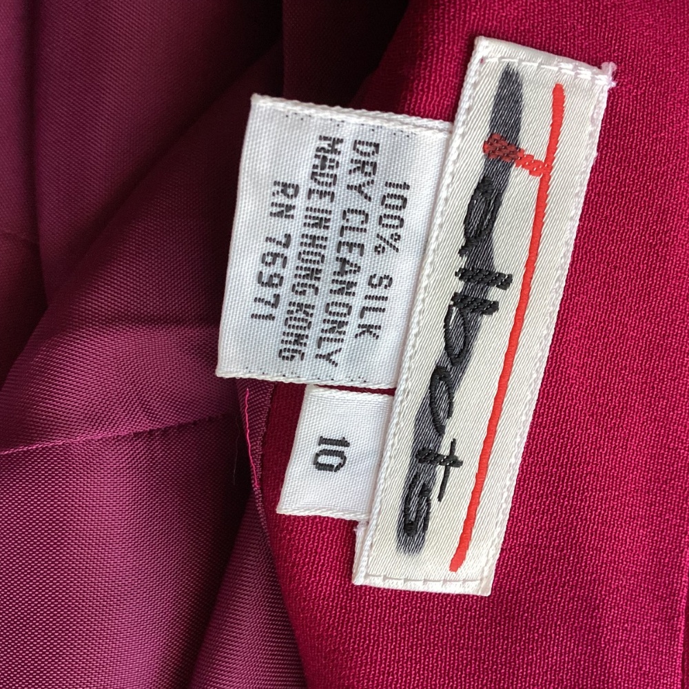 TALBOTS SIZE 10 FUCHSIA 100% SILK BLAZER JACKET CLASSIC ELEGANT FEMININE - Picture 10 of 11